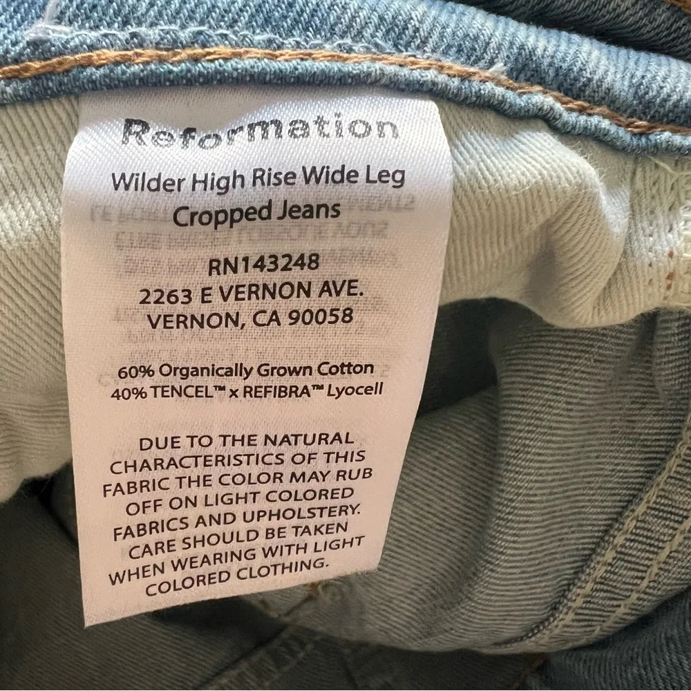 Reformation Wilder High Rise Wide Leg Cropped Jeans in Dillon Wash - Picture 9 of 10